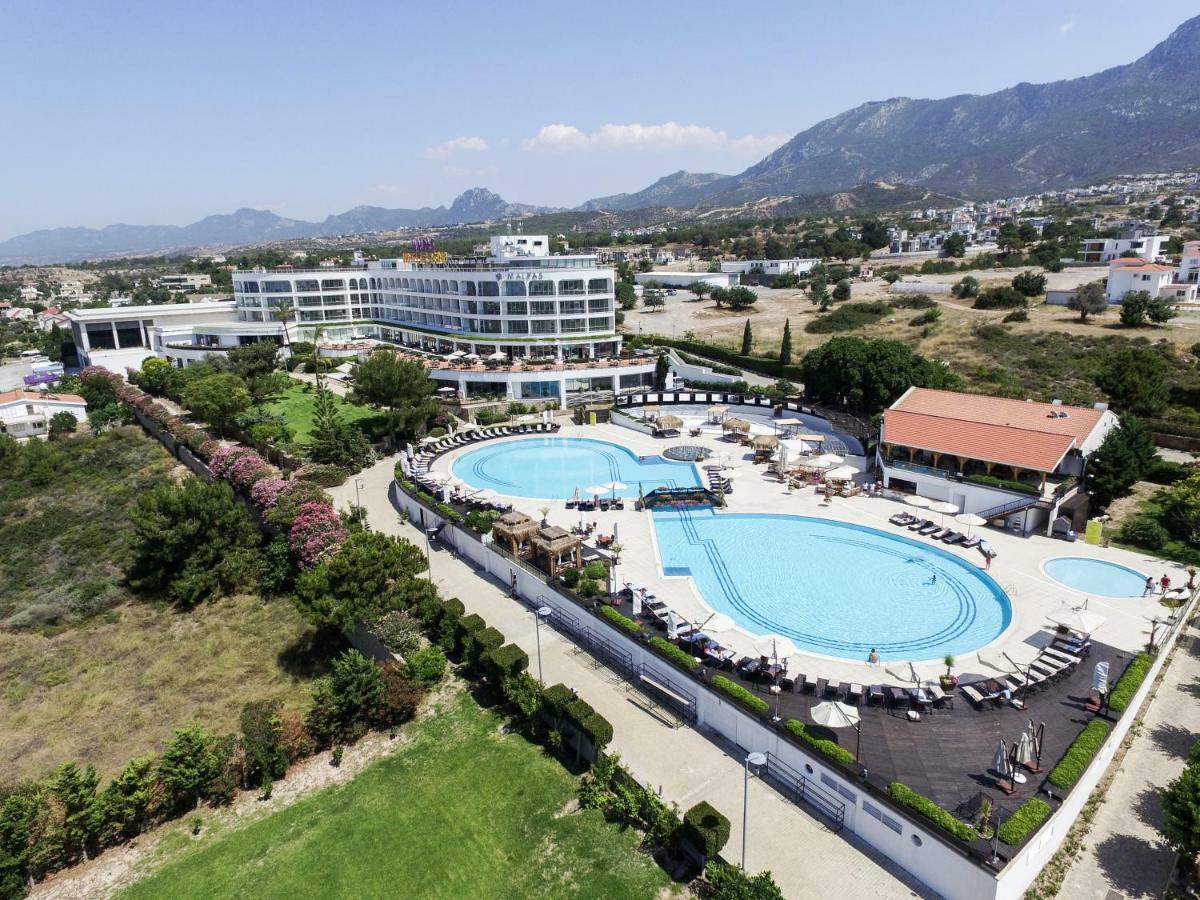 Malpas Hotel Agios Epiktitos Exterior foto