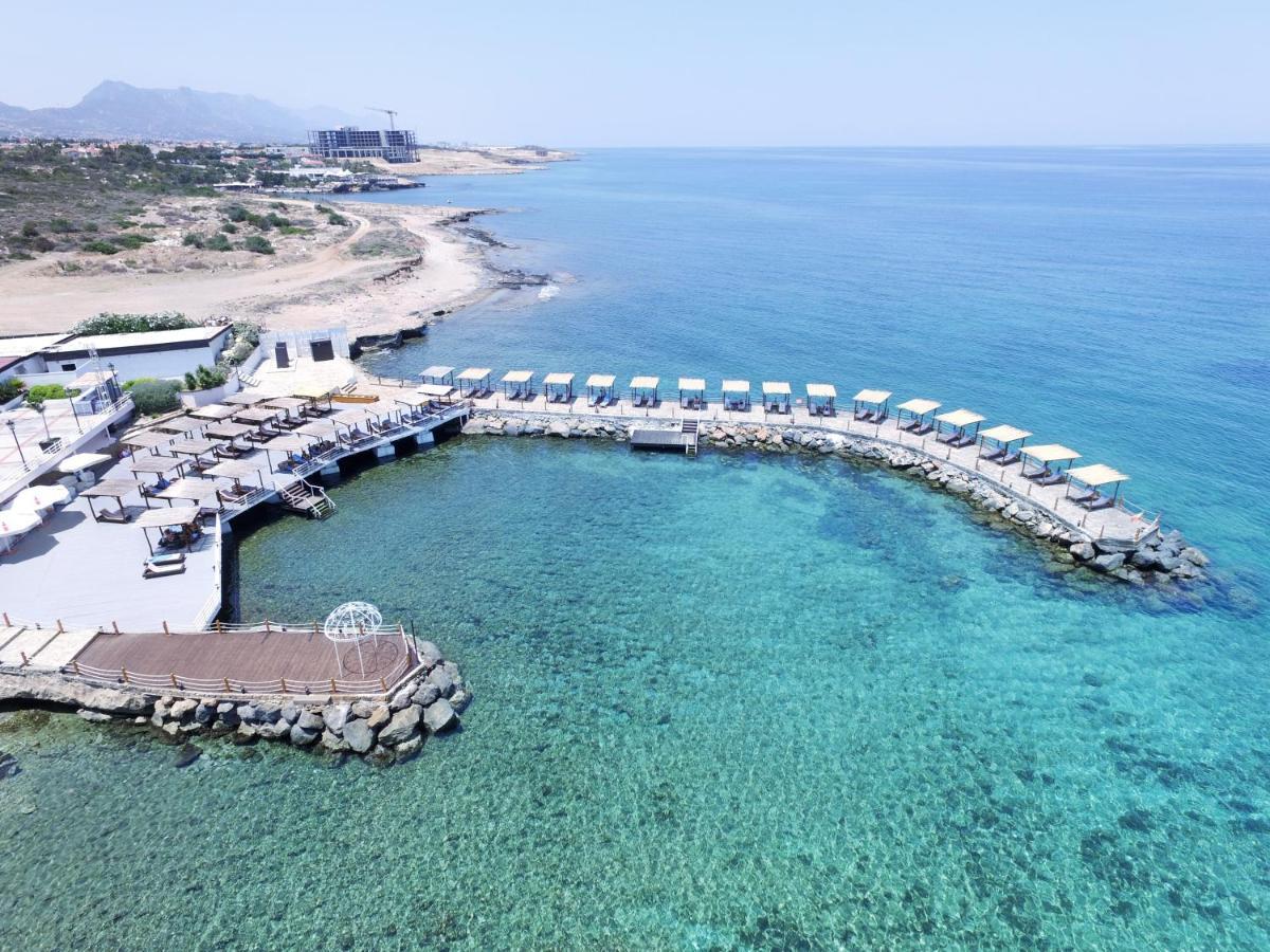 Malpas Hotel Agios Epiktitos Exterior foto