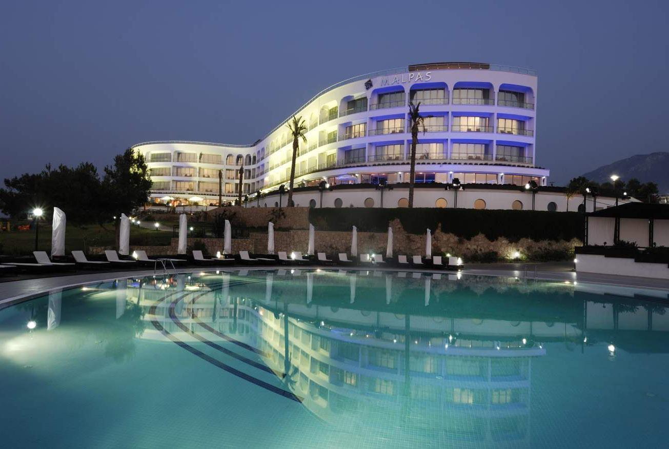 Malpas Hotel Agios Epiktitos Exterior foto